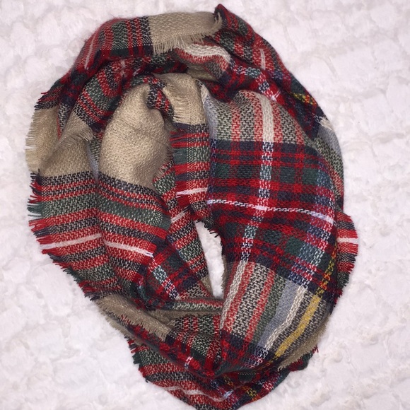 Macchia Di Ruggine Plaid Infinity Scarf - Picture 2 of 8